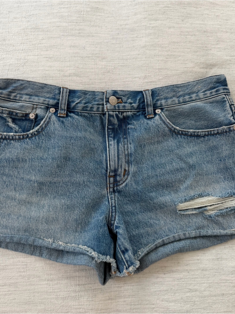 Madewell Light Blue Low-rise Distressed Jeans